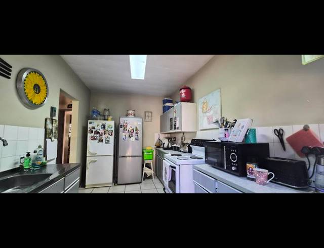 3 BEDROOM DUPLEX FOR SALE IN SILVERTON